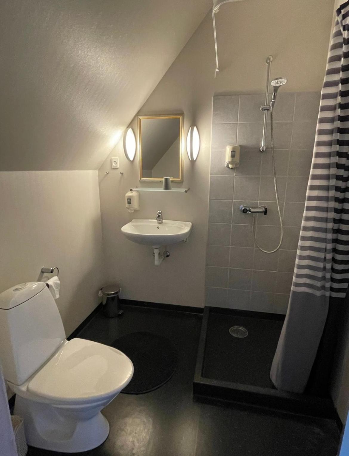 Slangerupgaard Bed & Breakfast Fakse Ladeplads Exterior foto
