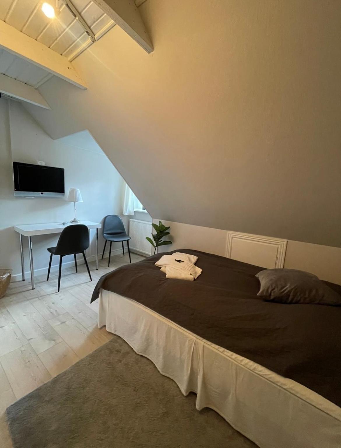 Slangerupgaard Bed & Breakfast Fakse Ladeplads Exterior foto