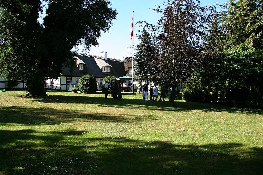 Slangerupgaard Bed & Breakfast Fakse Ladeplads Exterior foto